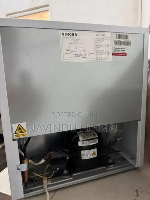Singer 47L Mini Fridge - Used