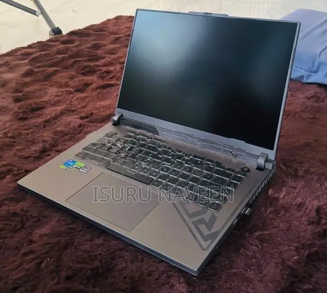 ASUS ROG G16 Gaming Laptop – RTX 4070 8GB