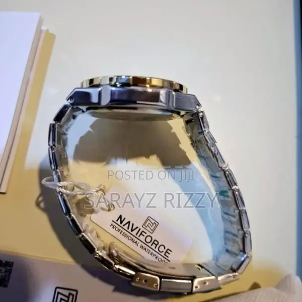 Naviforce NF 8049