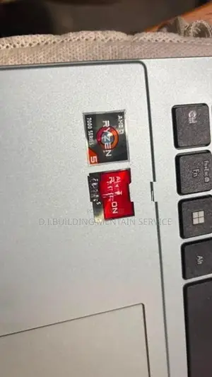 ASUS Azus Vivobook