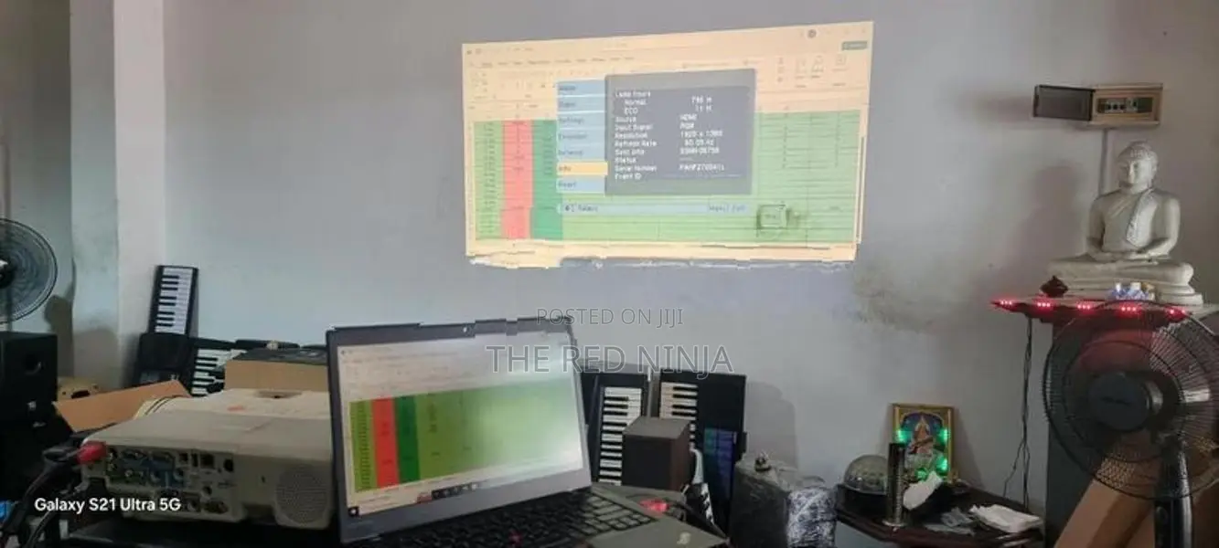 EPSON Projector