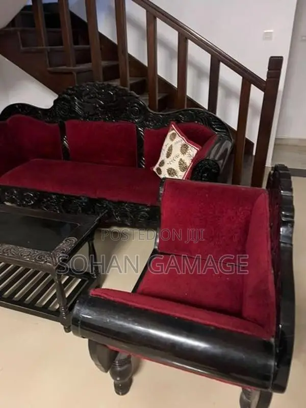Ebony Kavichchi Sofa Set කළුවර කවිච්චියක්