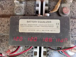 6kW Invt Solar Inverter + 4 Batteries Battery Equalizer Included