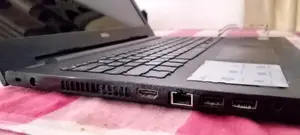 Dell Inspiron 15 (i7 / 4GB RAM 500GB HDD Nvidia GPU)