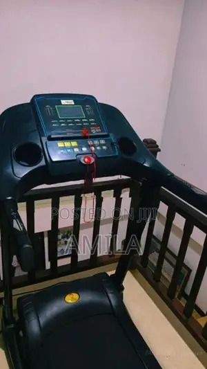Quantum T-212 Treadmill New