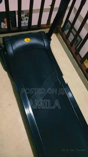 Quantum T-212 Treadmill New