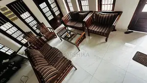Damro Sofa Set