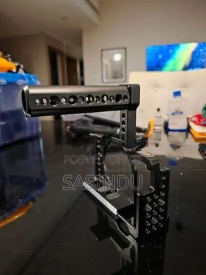 Small Rig Cage and Handle for Sony A6300