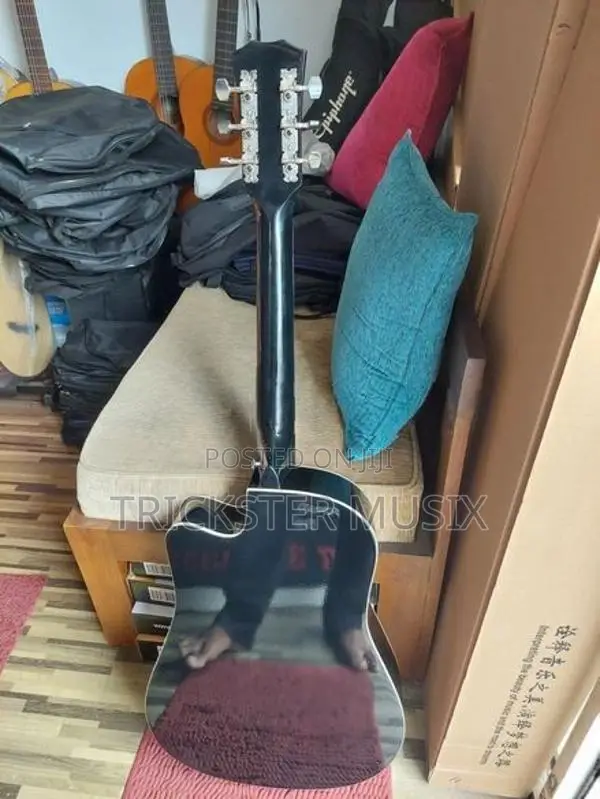 Calao Acoustic Guitar