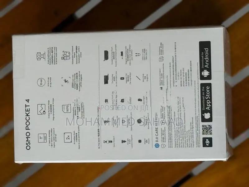 DJI Osmo Pocket 4 Creator Combo