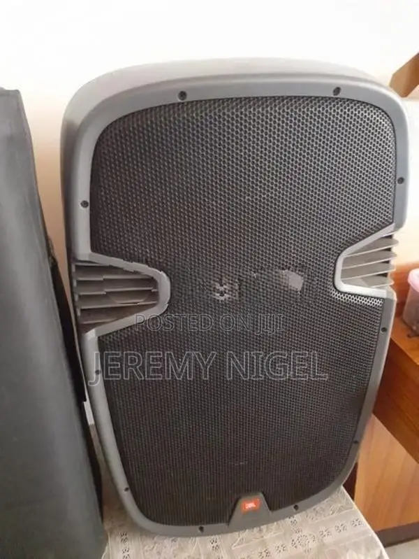 JBL Eon 305 Passive Speakers