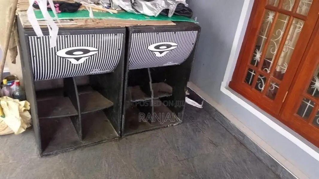 EL1700 Speaker With Servian Wega 02
