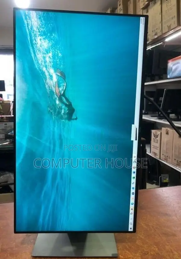 Dell 24”IPS Frameless Monitor