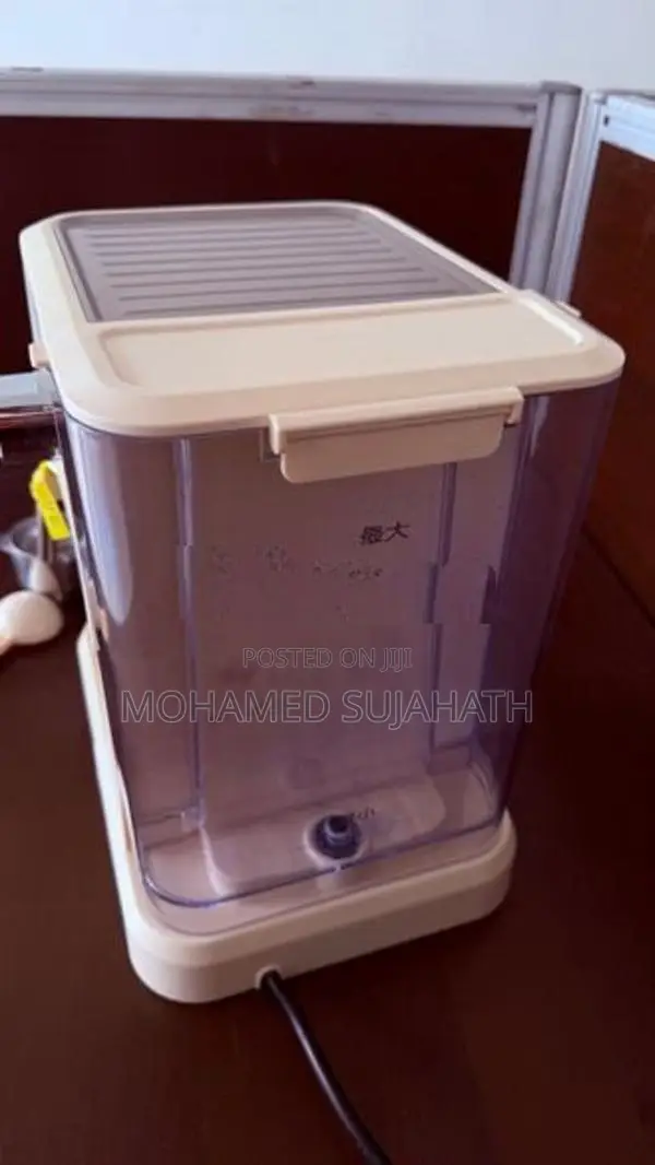 Konka Espresso Coffee Machine with Milk Frother
