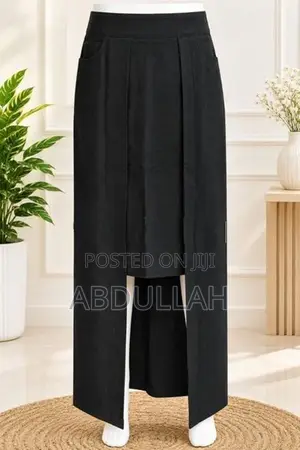 Ladies Skirt Lot
