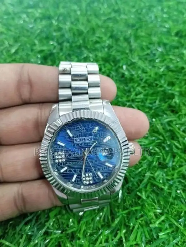 Rolex Silver Color Hand Watch