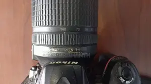 Nikon D7200