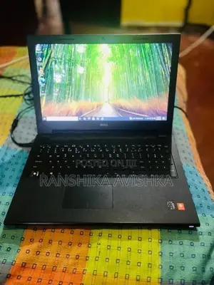 Dell Lap Top i3 5 Gen