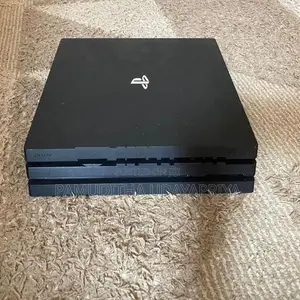 PS 4 Pro 1TB Consoles
