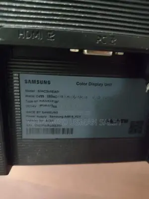 Samsung Frameless 24-inch IPS Monitor