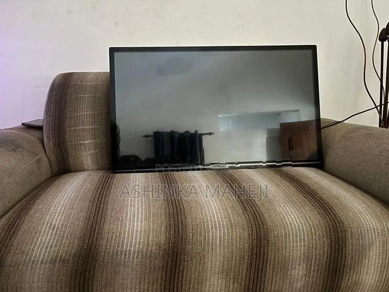 Damro 32” LED TV