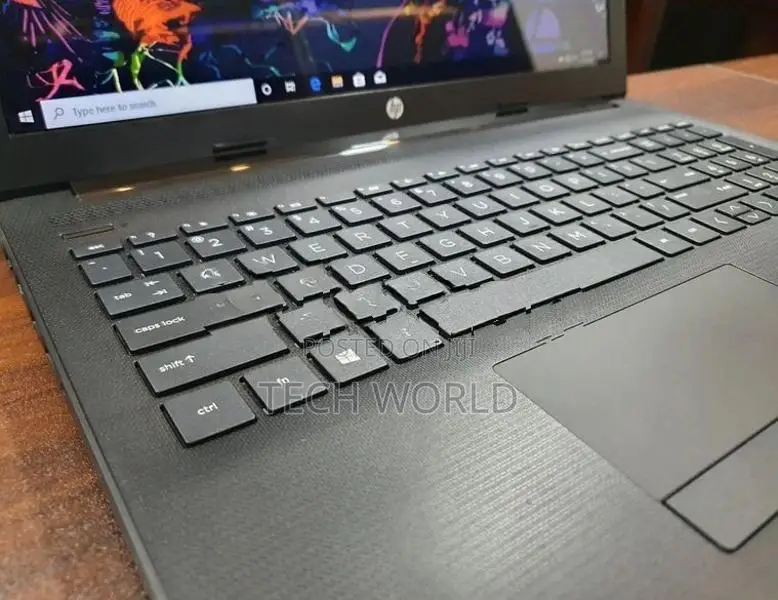 HP i3 - 7th Gen (4GB ram/128GB SSD) 4GB VGA/Windows 11