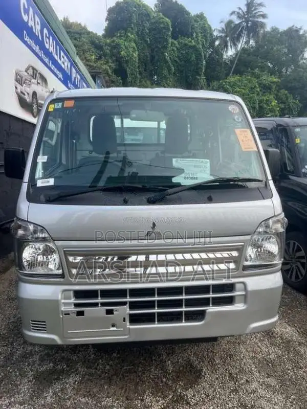 Suzuki Carry Every 2023 Lorry Unregistered (Recondition)