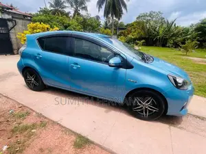 Toyota Aqua 2012 Car (Used)