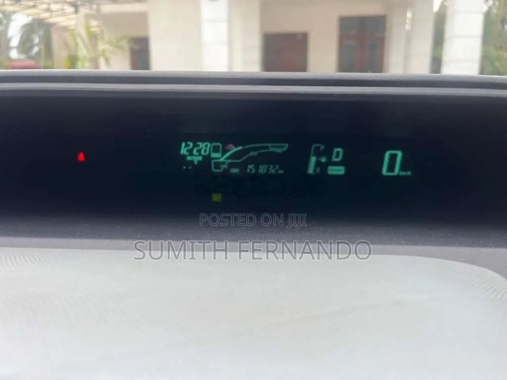 Toyota Aqua 2012 Car (Used)