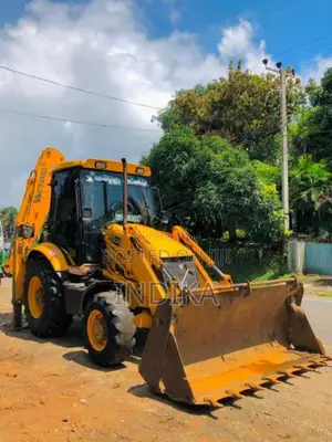 JCB 3CX 2016 Heavy-Duty (Used)