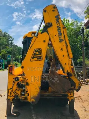 JCB 3CX 2016 Heavy-Duty (Used)