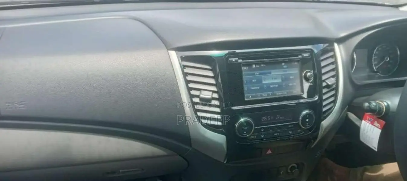 Mitsubishi L200 2016 Pickup (Used)