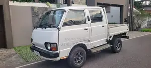 Toyota CrewCab 1985 Crew Cab (Used)
