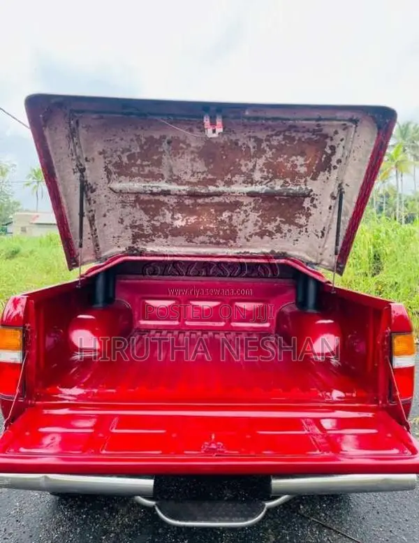 Toyota Hilux Ln107 SSRX 1992 Pickup (Used)