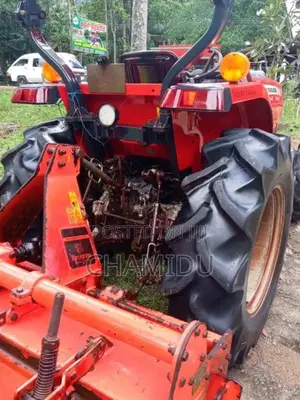 Massey-Ferguson 1552 2021 Tractor (Used)