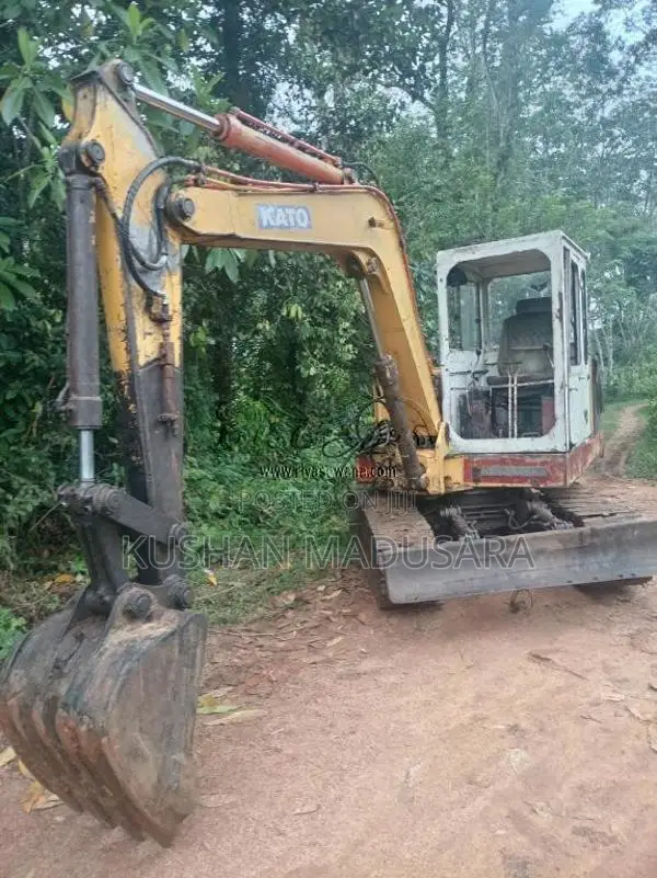 Mitsubishi Kato.50 2000 Heavy-Duty (Used)