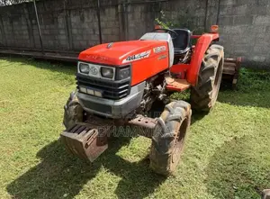 Kubota L4508 2018 Tractor (Used)