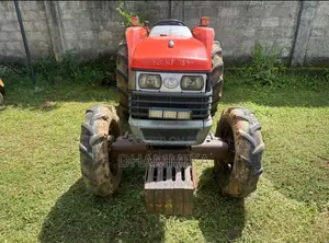 Kubota L4508 2018 Tractor (Used)