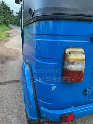 Bajaj RE 2 Stroke 2006 Three Wheel (Used)