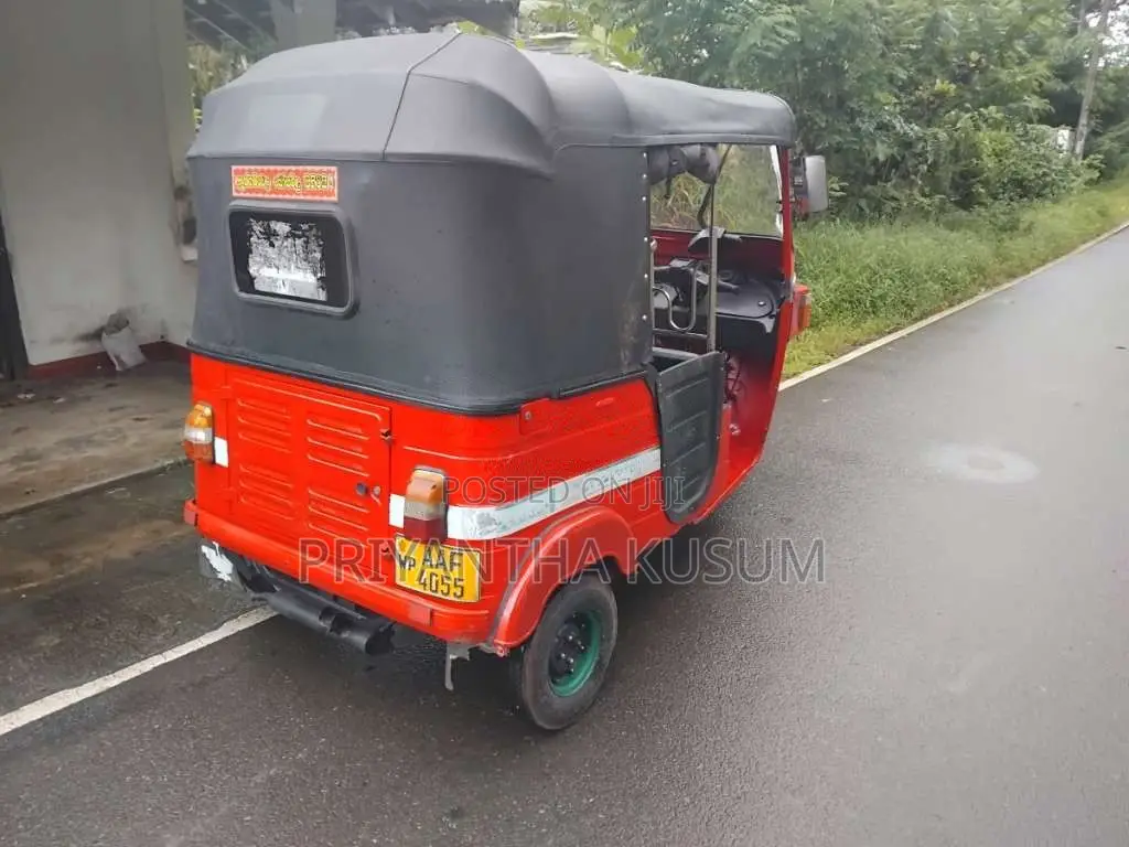 Bajaj 4 Stroke 2012 Three Wheel (Used)