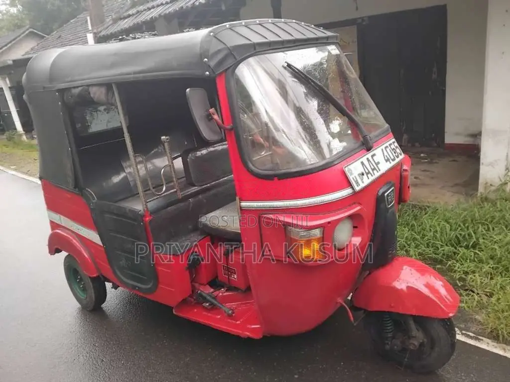 Bajaj 4 Stroke 2012 Three Wheel (Used)