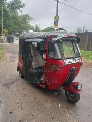 Bajaj 2 Stroke 2000 Three Wheel (Used)
