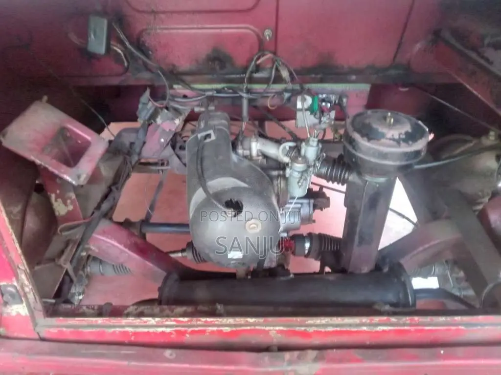 Bajaj 2 Stroke 2000 Three Wheel (Used)