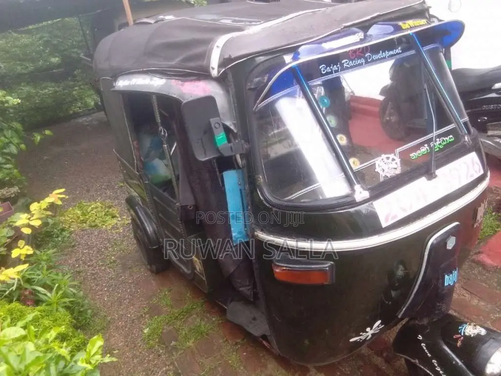 TVS King 1997 Three Wheel (Used)