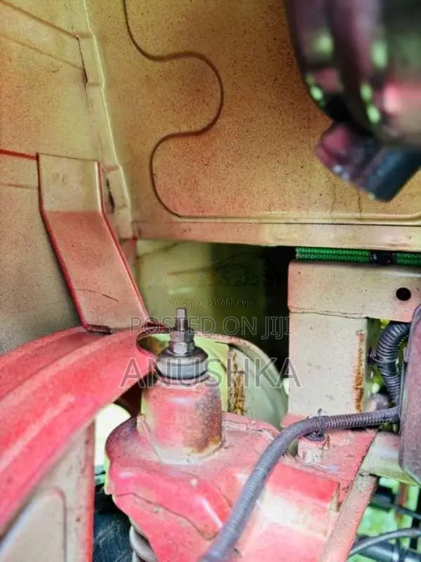 Bajaj 4 Stroke 2016 Three Wheel (Used)