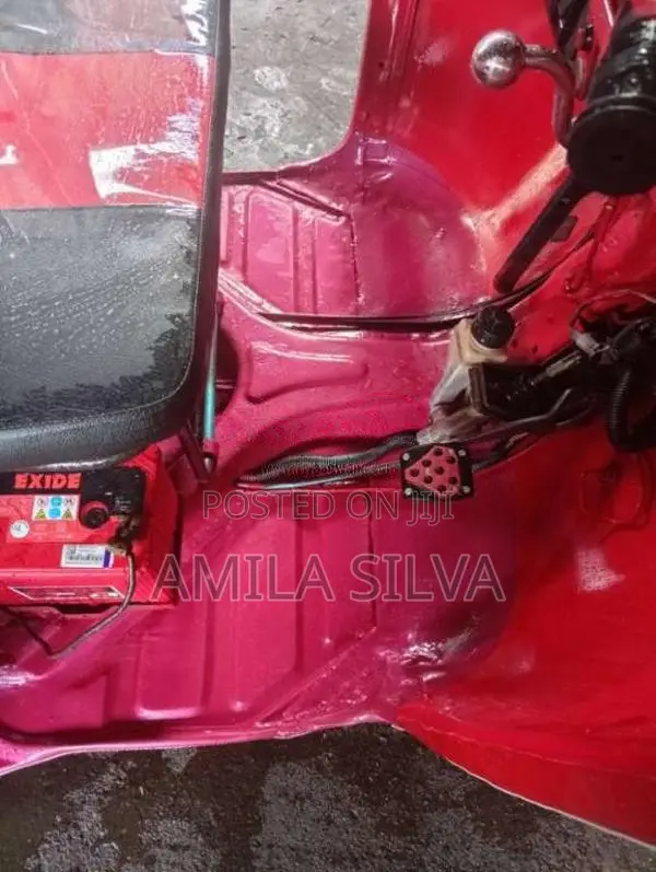 Bajaj 4 Stroke 2009 Three Wheel (Used)