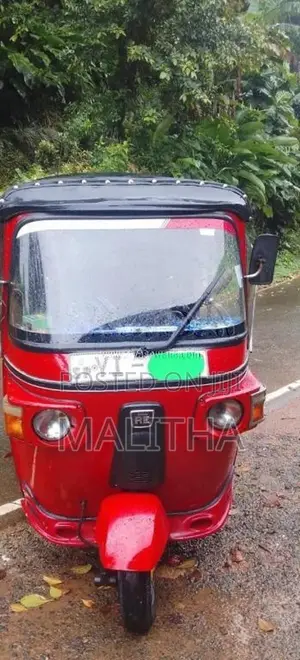 Bajaj 4 Stroke 2012 Three Wheel (Used)