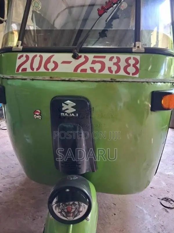 Bajaj 2 Stroke 2004 Three Wheel (Used)