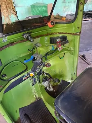 Bajaj 2 Stroke 2004 Three Wheel (Used)
