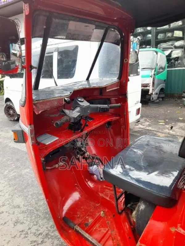 Bajaj RE 2008 Three Wheel (Used)